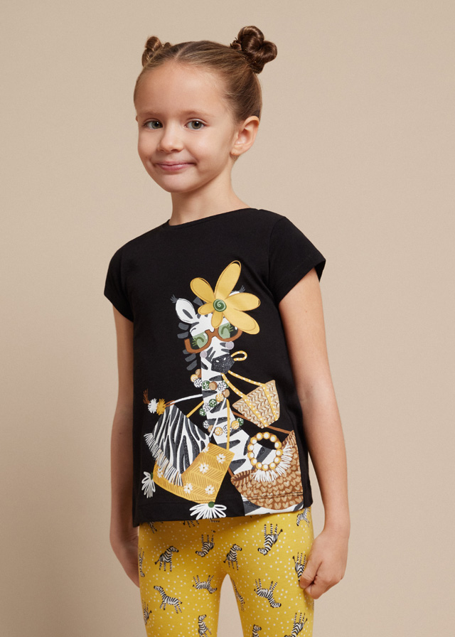 T-shirt básica preta         